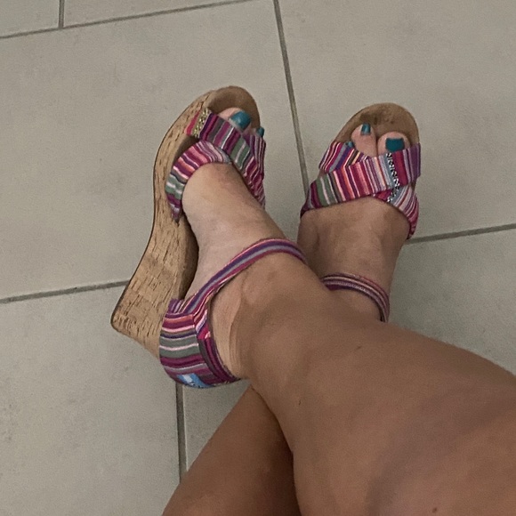 Toms Pin Striped Colorful Wedge Sz 7 - Picture 7 of 9